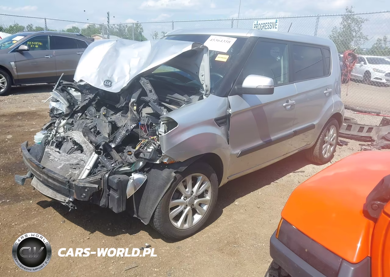 2012 Kia Soul + VIN:KNDJT2A61C7456658 - 2
