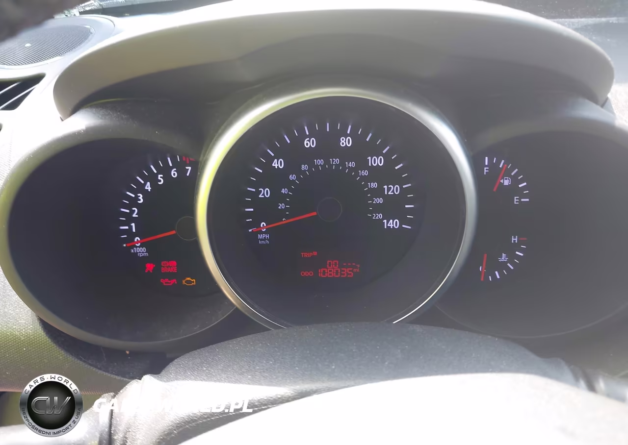 2012 Kia Soul + VIN:KNDJT2A61C7456658 - 7