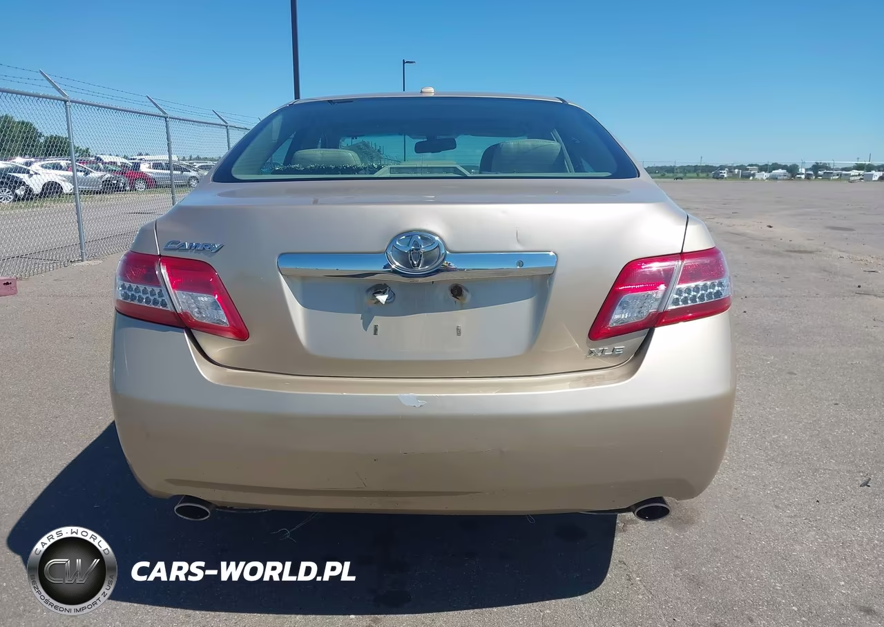 2011 Toyota Camry Xle V6 VIN:4T1BK3EKXBU119597 - 17