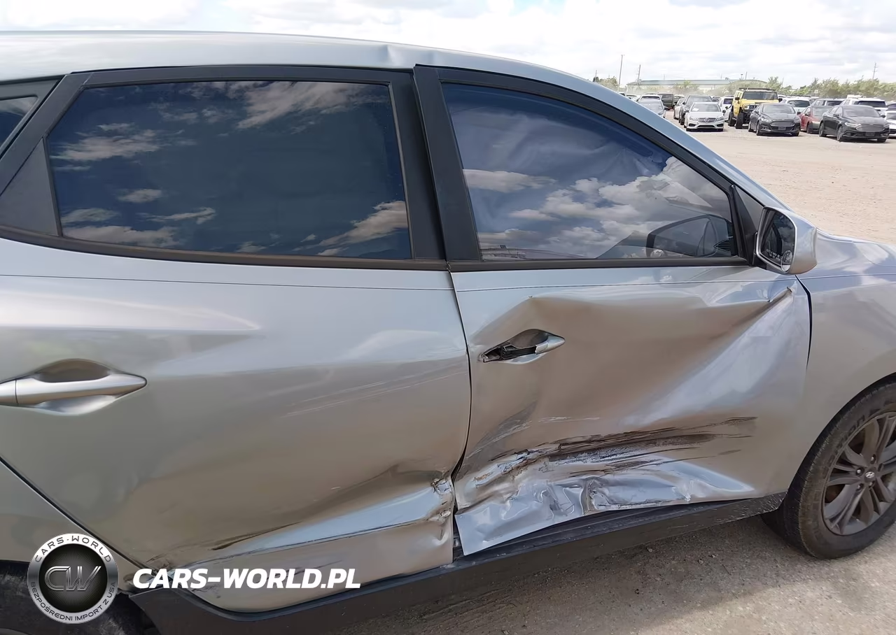 2015 Hyundai Tucson Gls VIN:KM8JT3AF1FU098209 - 6
