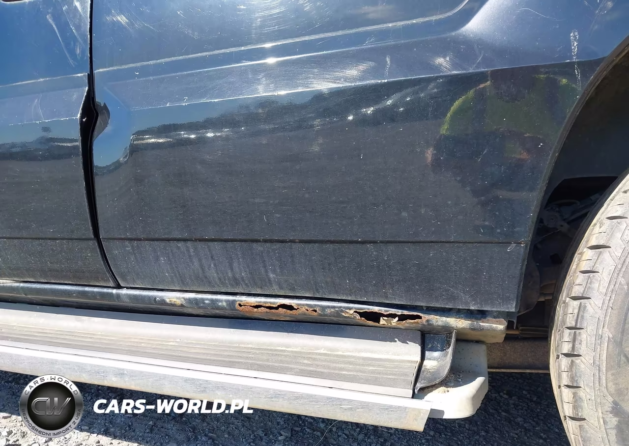 2002 Cadillac Escalade Standard VIN:1GYEK63N72R115326 - 21