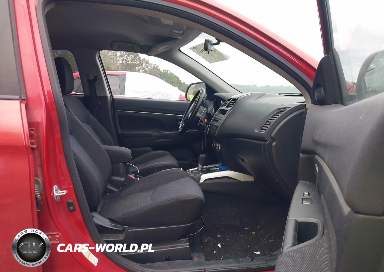 2011 Mitsubishi Outlander Sport Se VIN:JA4AP4AU6BZ000750 - 5