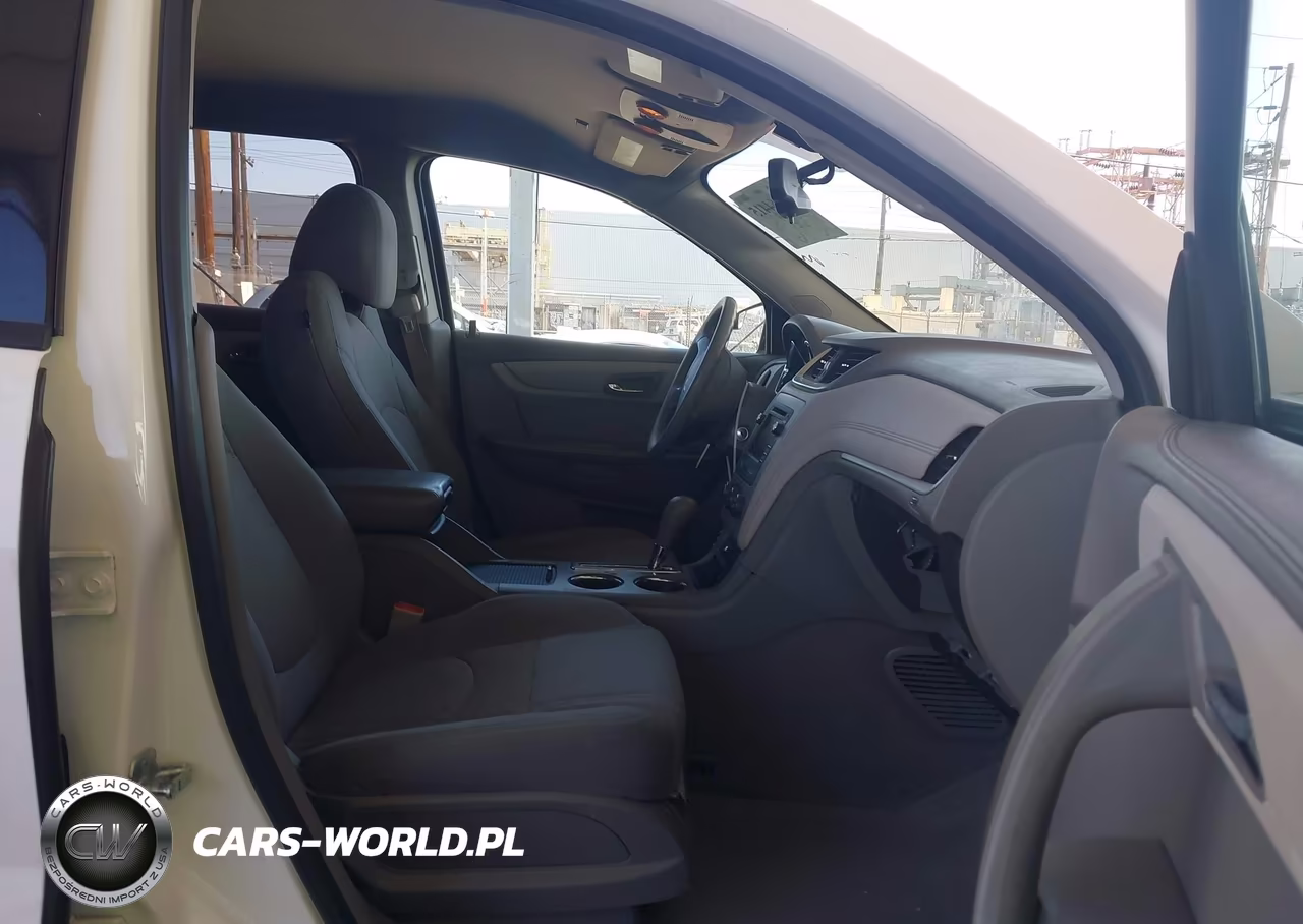 2014 Chevrolet Traverse Ls VIN:1GNKRFKD5EJ334650 - 5