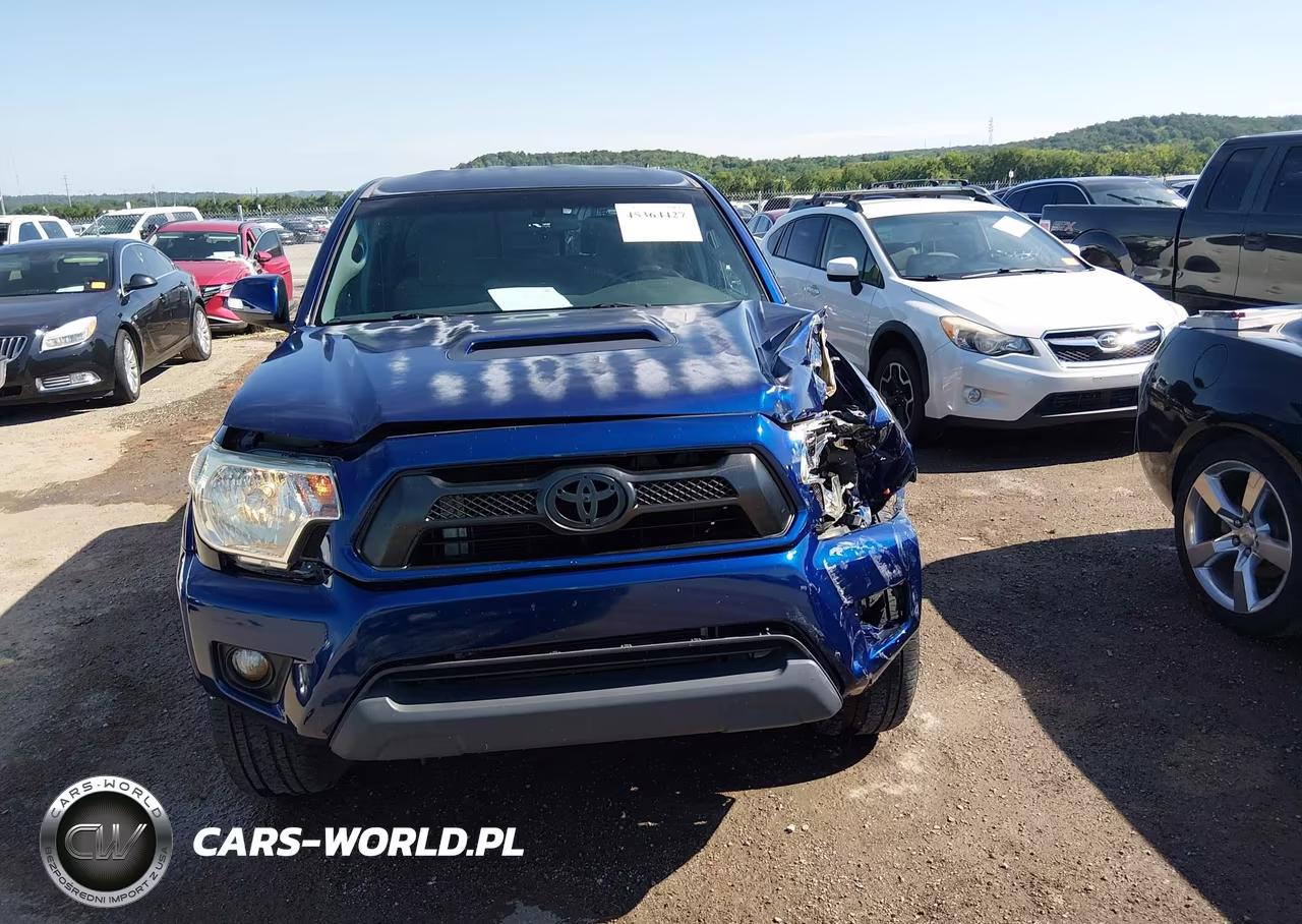 2015 Toyota Tacoma Base V6 VIN:3TMLU4EN0FM189784 - 13