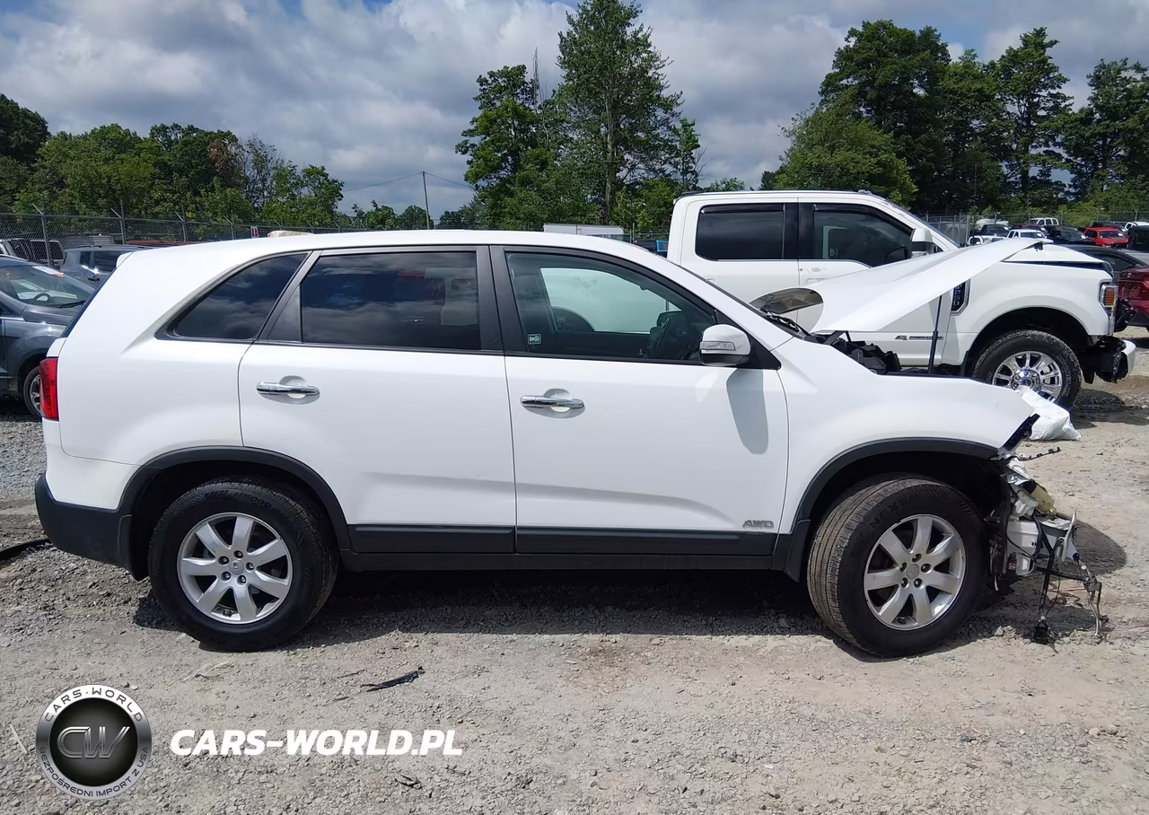 2012 Kia Sorento Lx VIN:5XYKTCA65CG307845 - 13