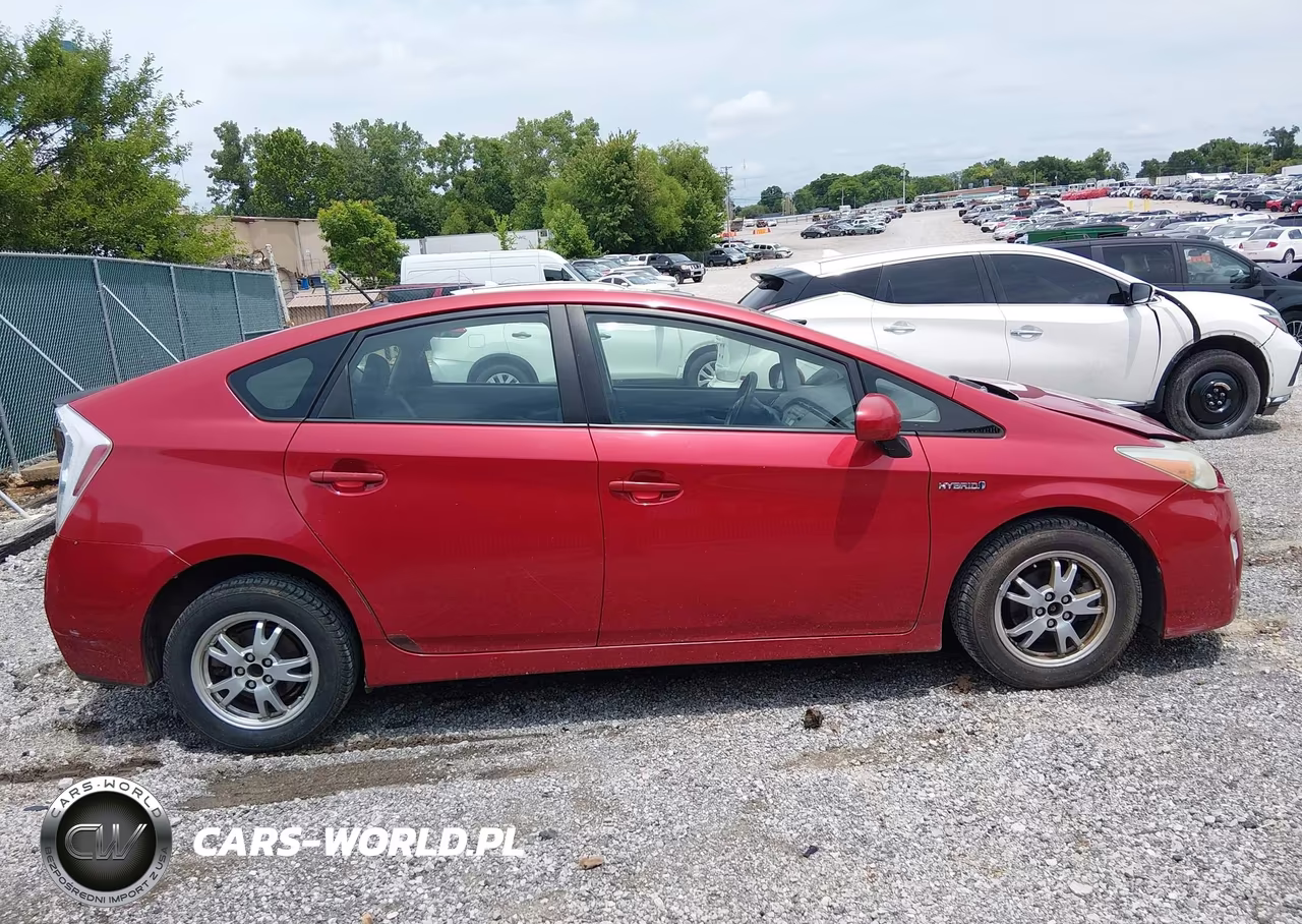 2011 Toyota Prius Two VIN:JTDKN3DU0B5360822 - 13