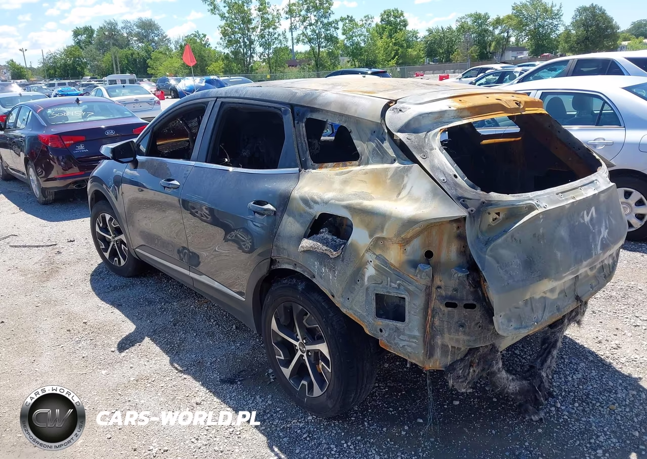 2023 Kia Sportage Ex VIN:5XYK33AF2PG100478 - 3