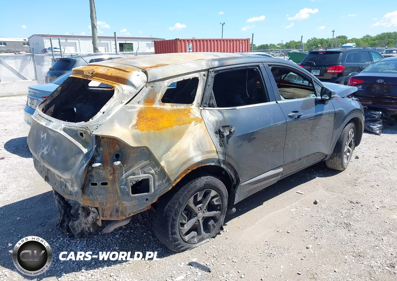 2023 Kia Sportage Ex VIN:5XYK33AF2PG100478 - 4