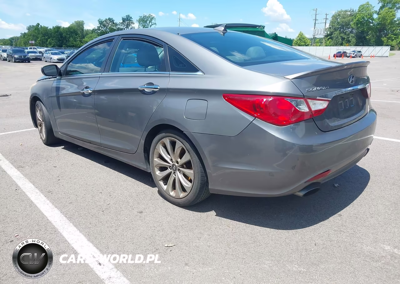 2013 Hyundai Sonata Se VIN:5NPEC4AC0DH738077 - 3