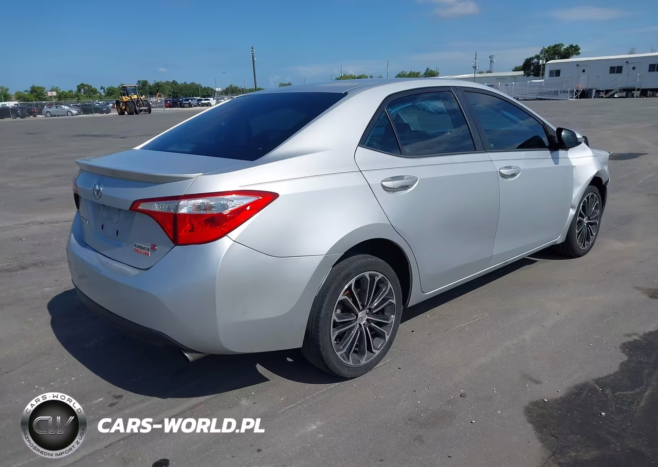 2016 Toyota Corolla S Plus VIN:2T1BURHE3GC743396 - 4