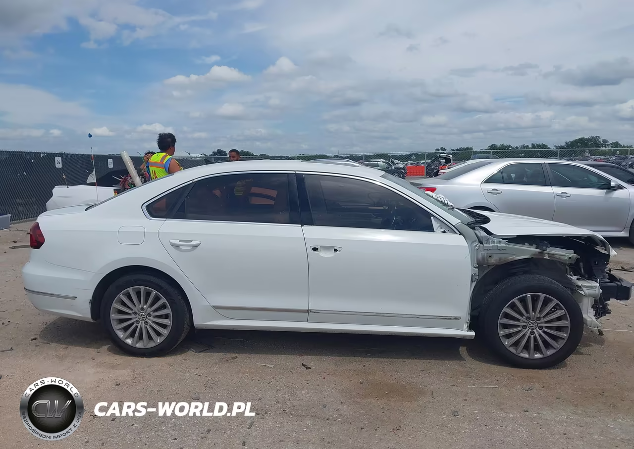 2017 Volkswagen Passat 1.8T Se VIN:1VWBT7A34HC024424 - 13