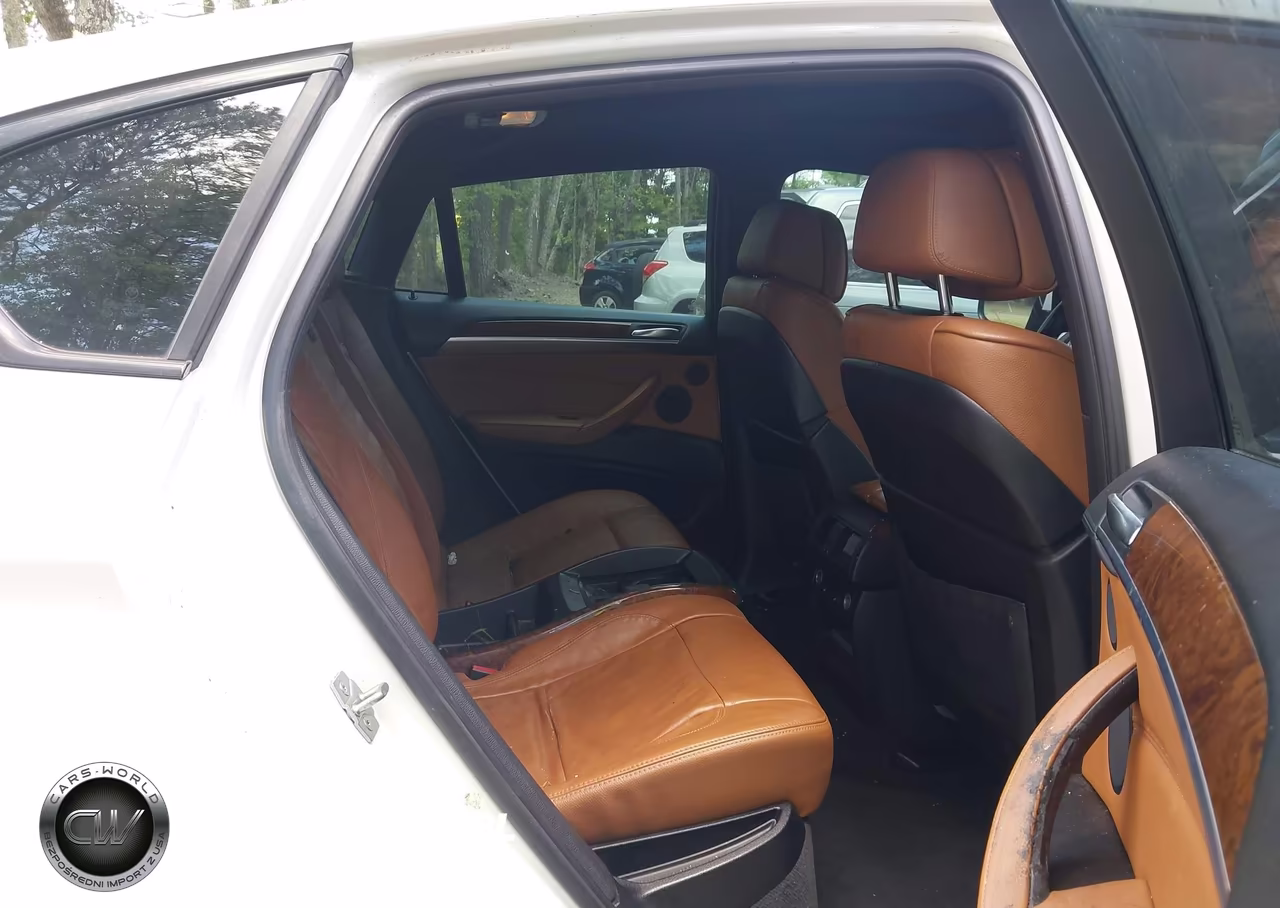 2011 BMW X6 xDrive35I VIN:5UXFG2C54BLX08681 - 8
