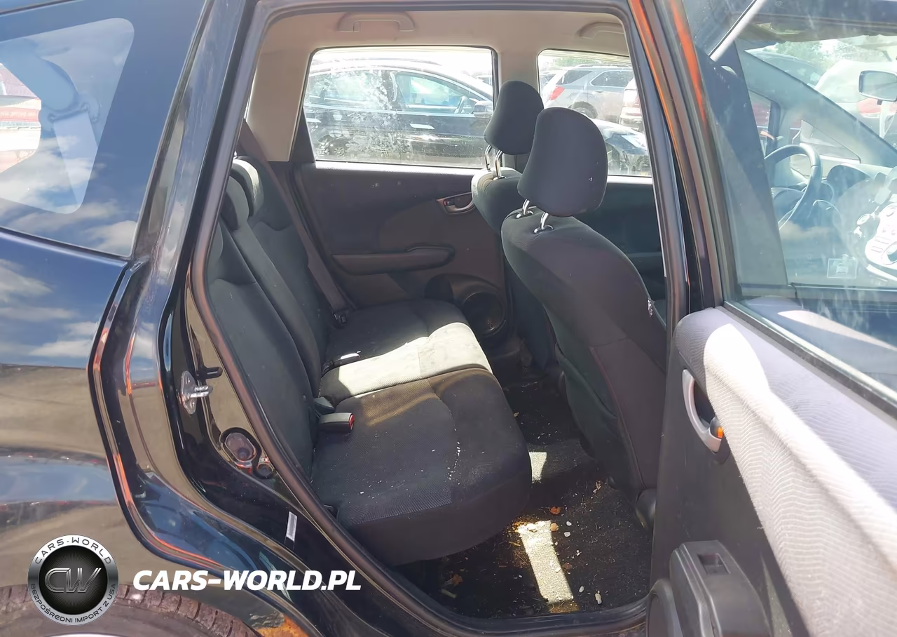 2010 Honda Fit Sport VIN:JHMGE8H44AC022670 - 8