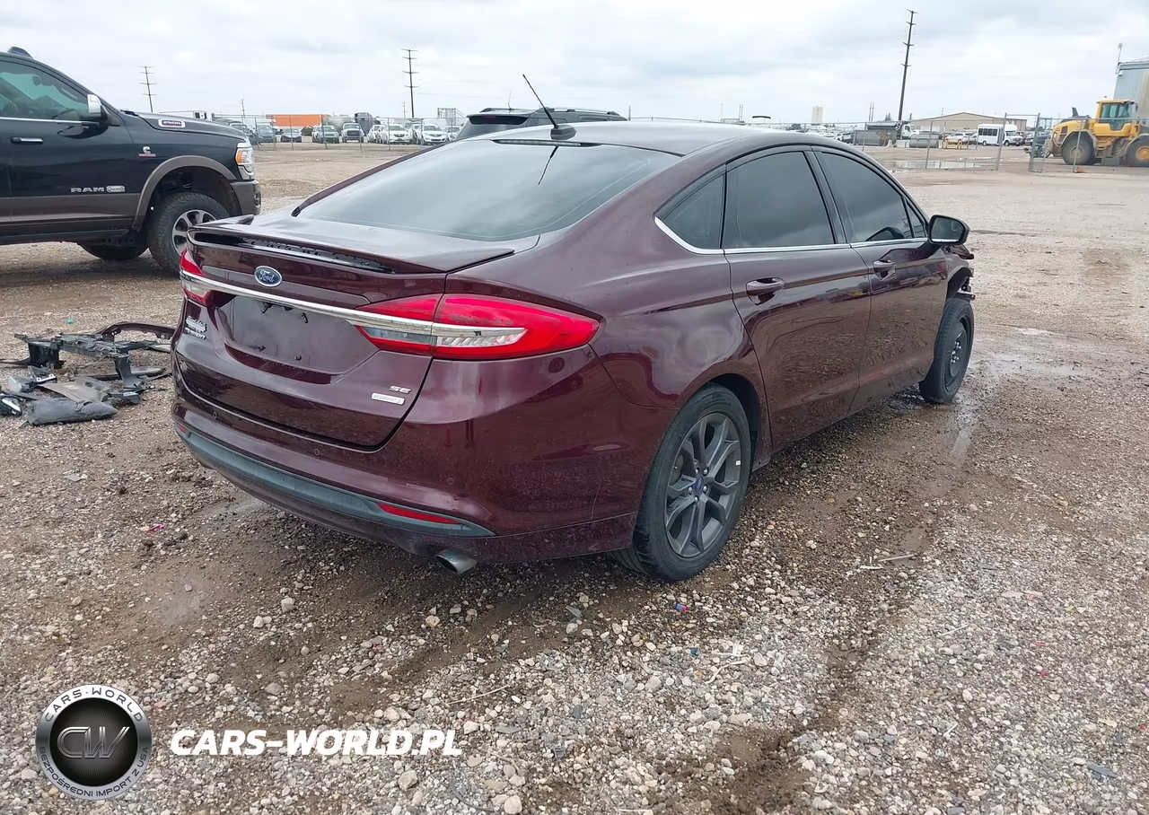 2018 Ford Fusion Se VIN:3FA6P0HD7JR267852 - 4