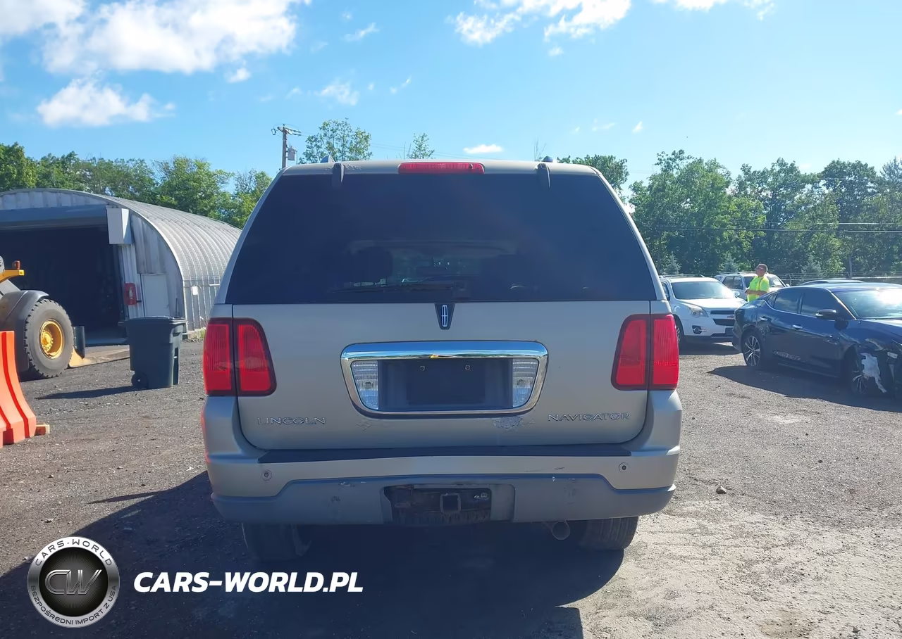 2004 Lincoln Navigator VIN:5LMFU28R74LJ39052 - 16