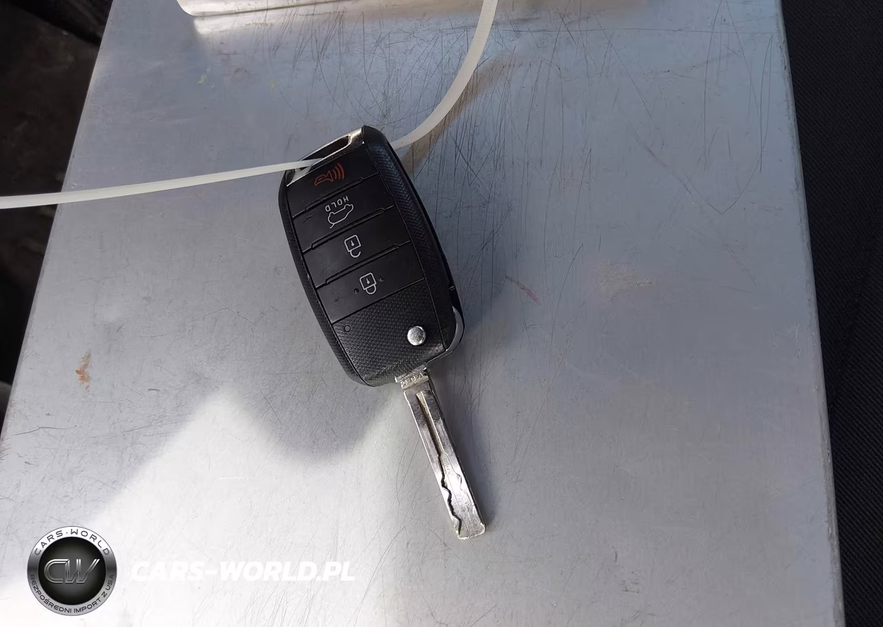 2016 Kia Soul + VIN:KNDJP3A55G7316622 - 11