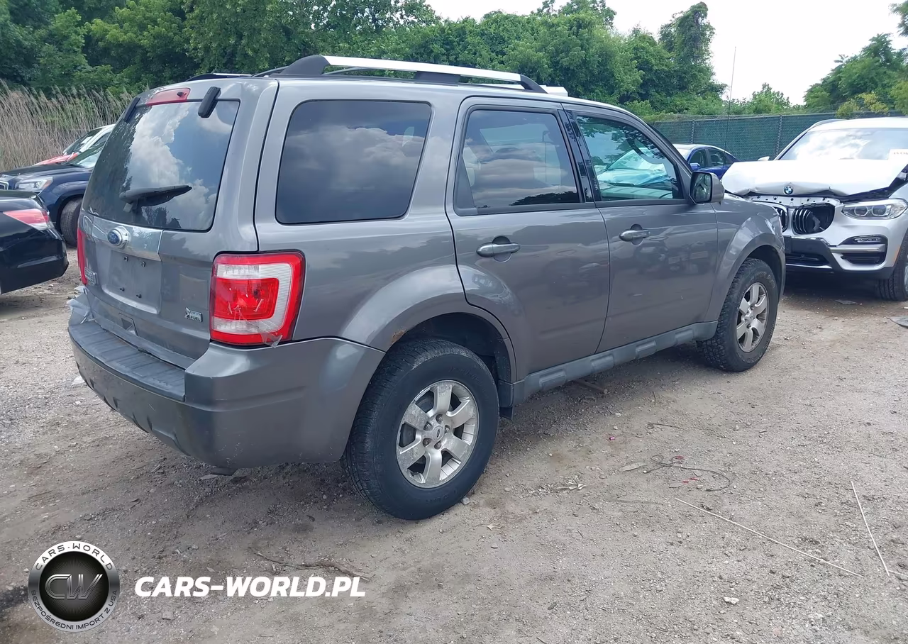 2010 Ford Escape Limited VIN:1FMCU9EG1AKD20666 - 4