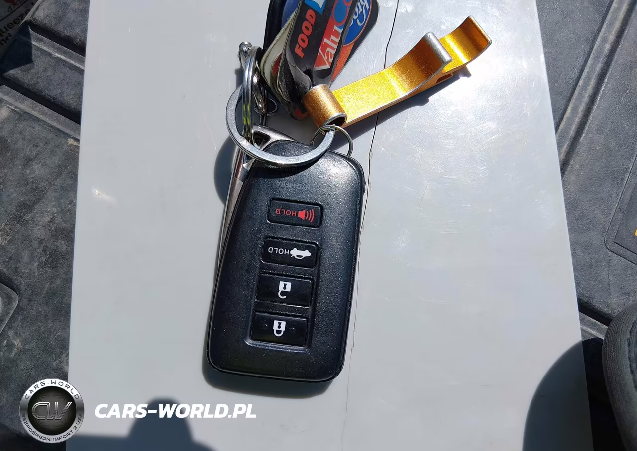 2018 Lexus Is 300 VIN:JTHC81D20J5029282 - 11
