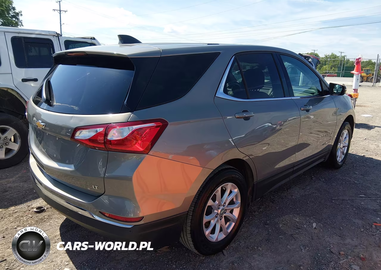 2018 Chevrolet Equinox Lt VIN:3GNAXJEV7JS604334 - 4