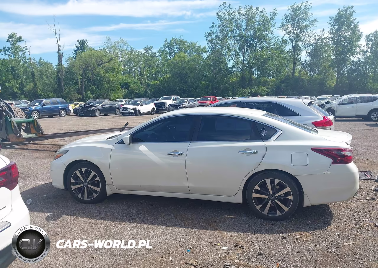 2017 Nissan Altima 2.5 Sr VIN:1N4AL3APXHC163067 - 14