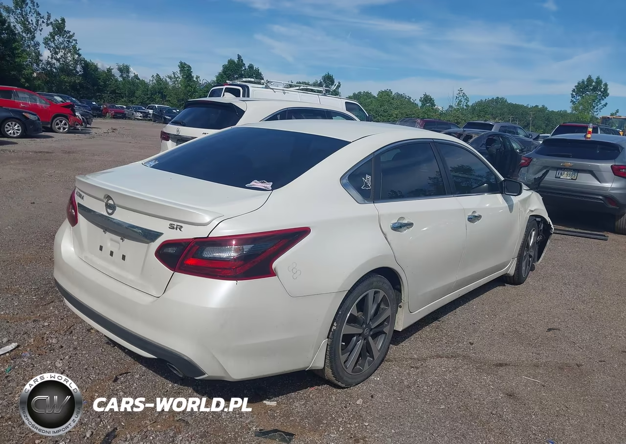 2017 Nissan Altima 2.5 Sr VIN:1N4AL3APXHC163067 - 4
