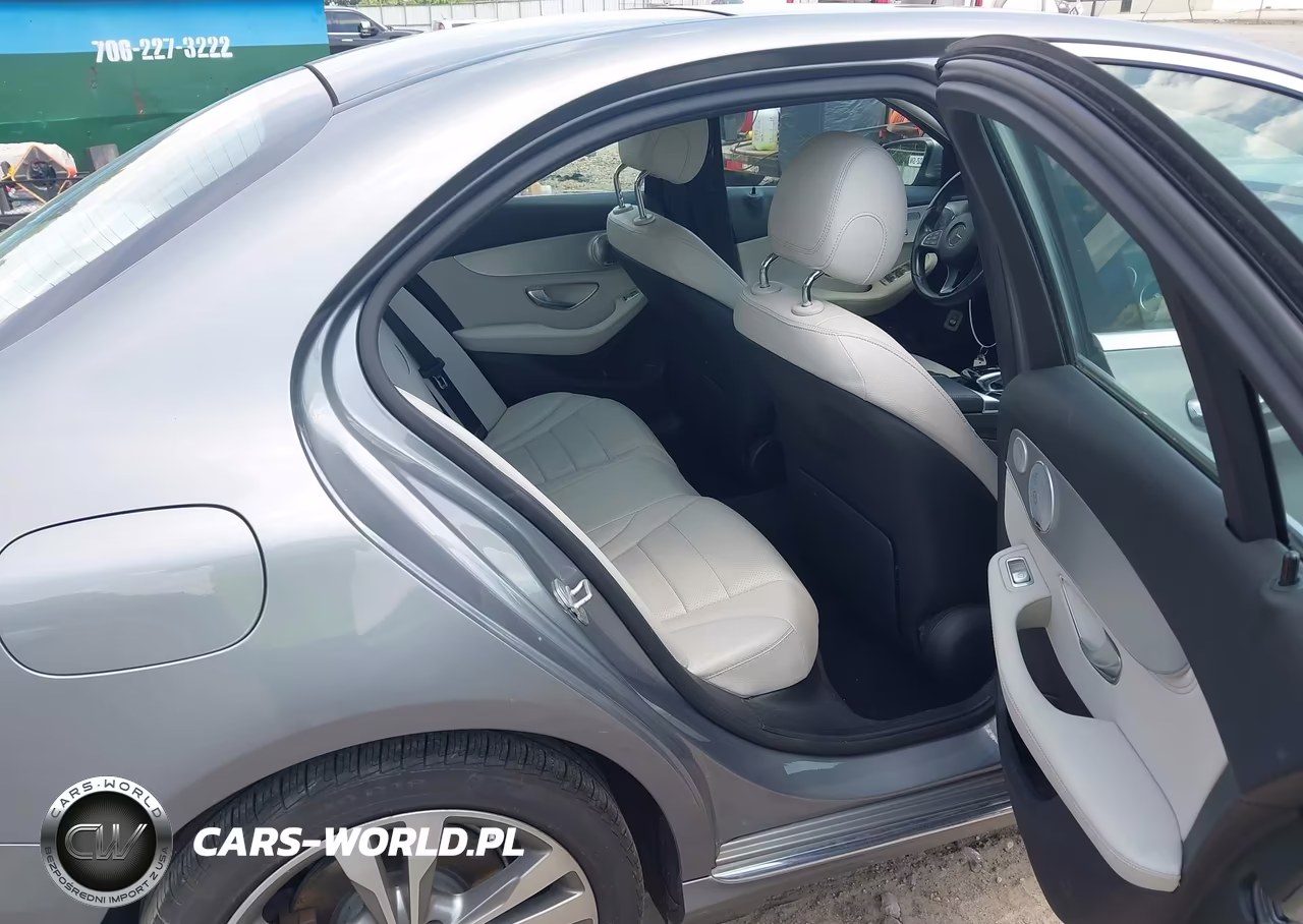 2015 Mercedes-Benz C 300 VIN:55SWF4JB4FU083246 - 8