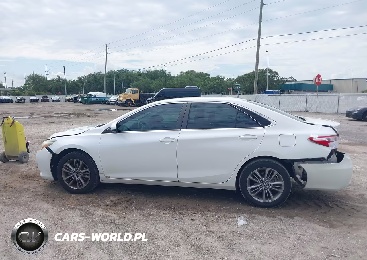 2017 Toyota Camry Se VIN:4T1BF1FK5HU328679 - 14