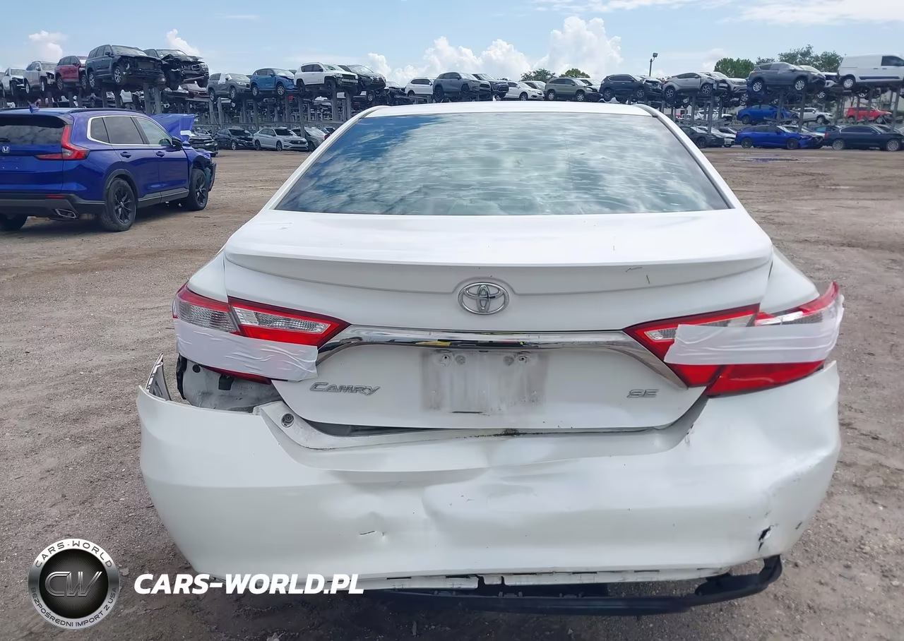 2017 Toyota Camry Se VIN:4T1BF1FK5HU328679 - 16