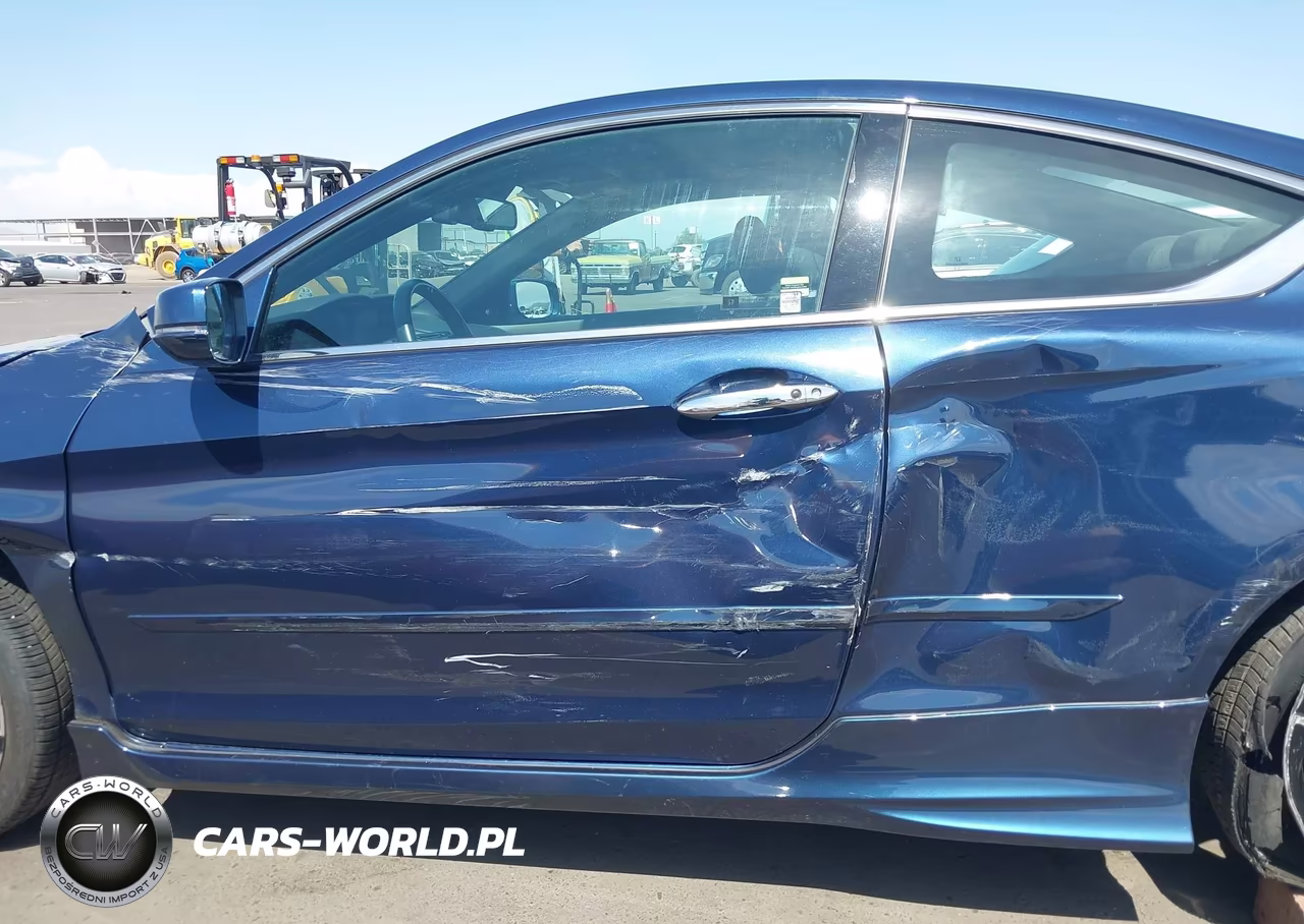 2017 Honda Accord Touring V6 VIN:1HGCT2B0XHA001144 - 14
