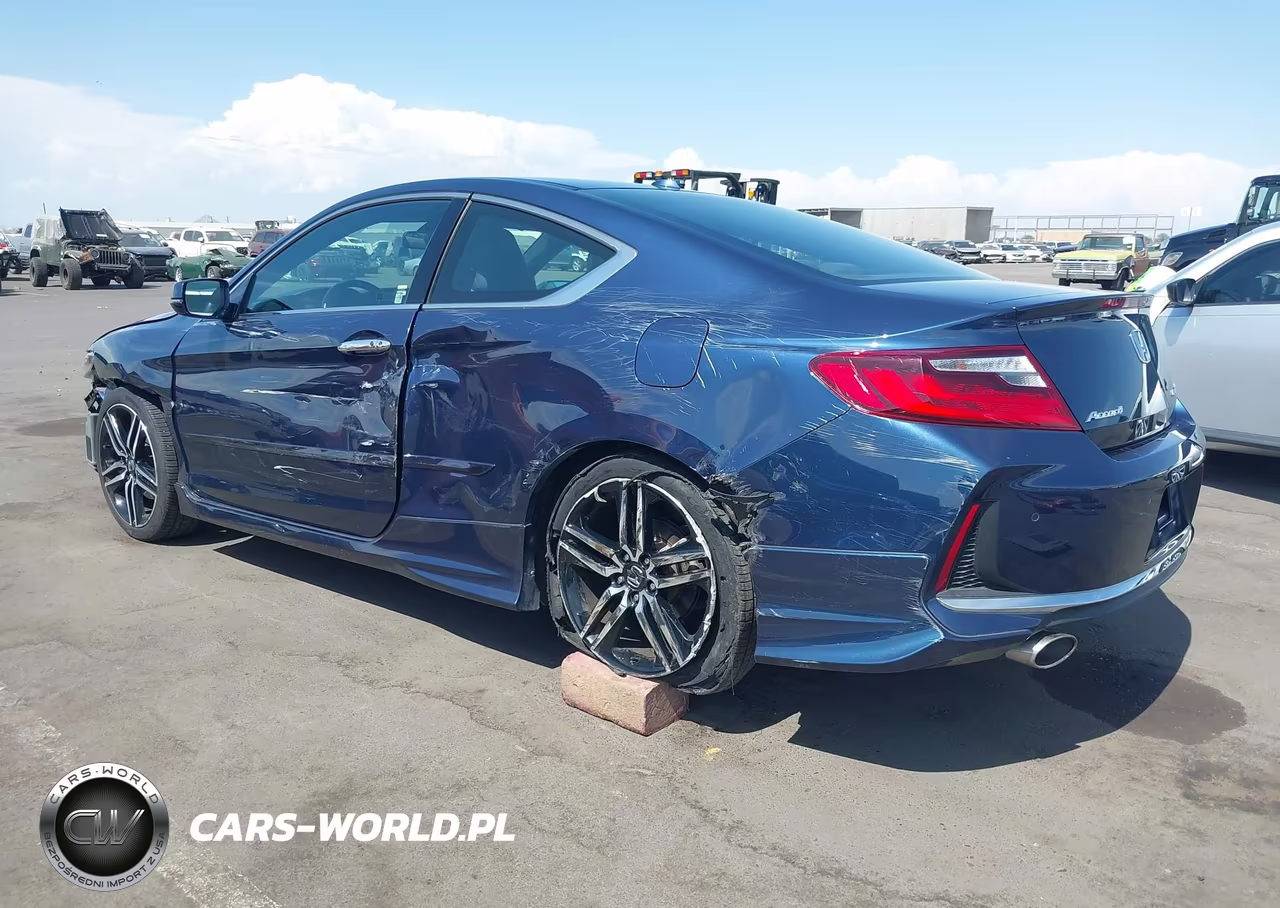 2017 Honda Accord Touring V6 VIN:1HGCT2B0XHA001144 - 3