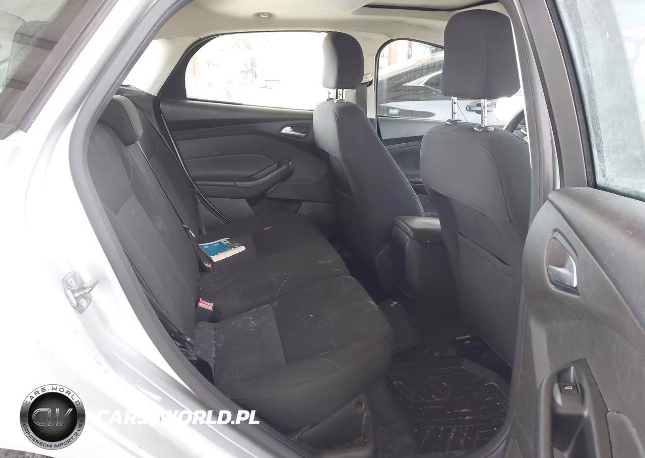 2016 Ford Focus Se VIN:1FADP3K28GL283498 - 8