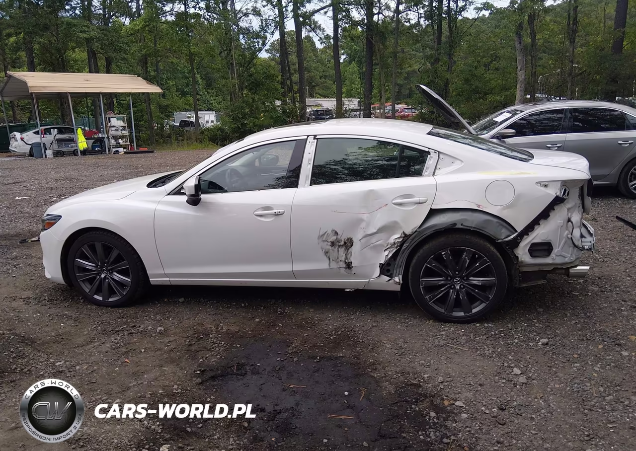 2018 Mazda Mazda6 Touring VIN:JM1GL1VM5J1328047 - 15
