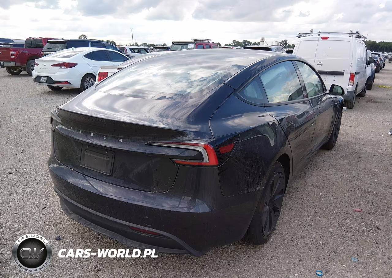 2025 Tesla Model 3 Long Range Rear-Wheel Drive-Standard Rear-Wheel Drive VIN:5YJ3E1EA8SF056066 - 4