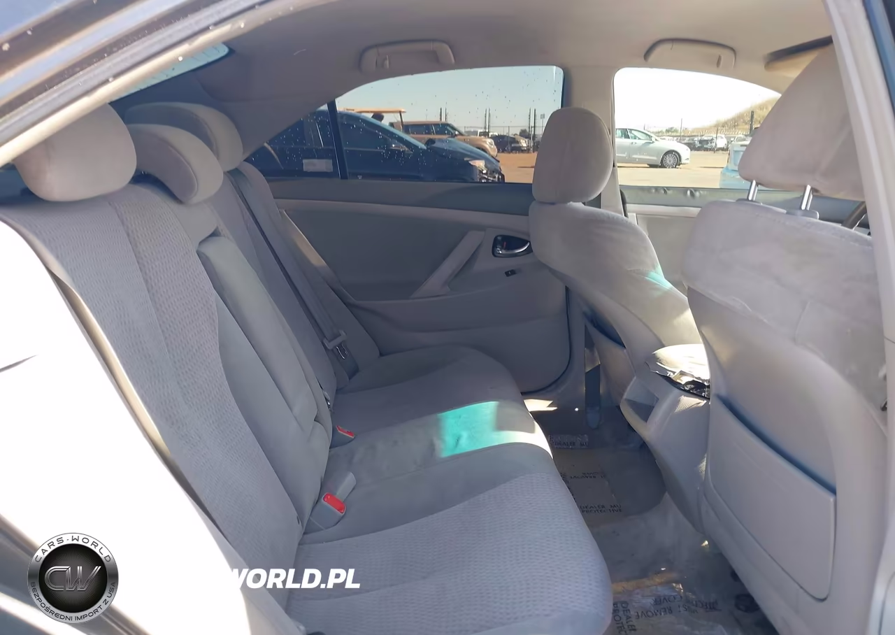 2011 Toyota Camry Le VIN:4T1BF3EKXBU170618 - 8