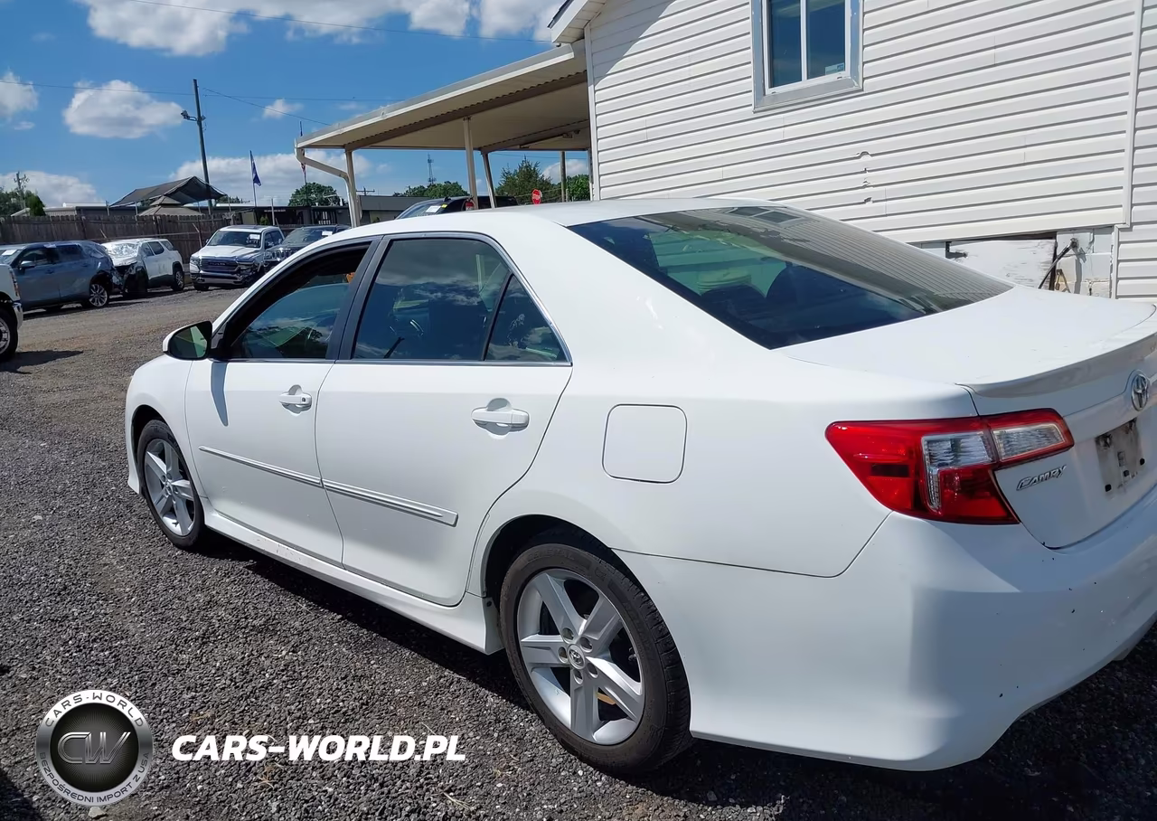 2013 Toyota Camry Se VIN:4T1BF1FK6DU654372 - 3