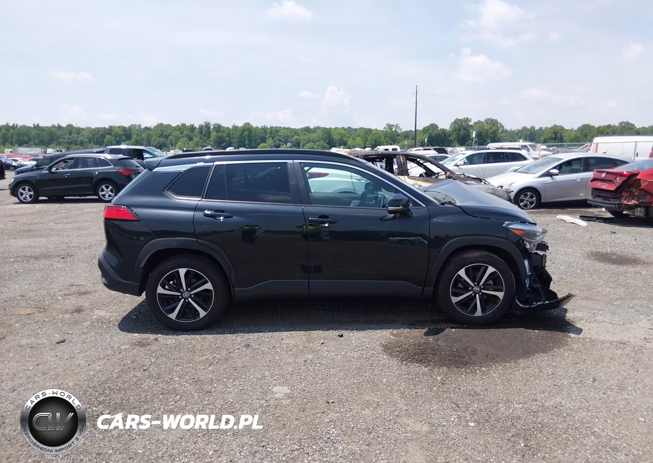 2025 Toyota Corolla Cross Hybrid Xse VIN:7MUFBABG2SV068505 - 13