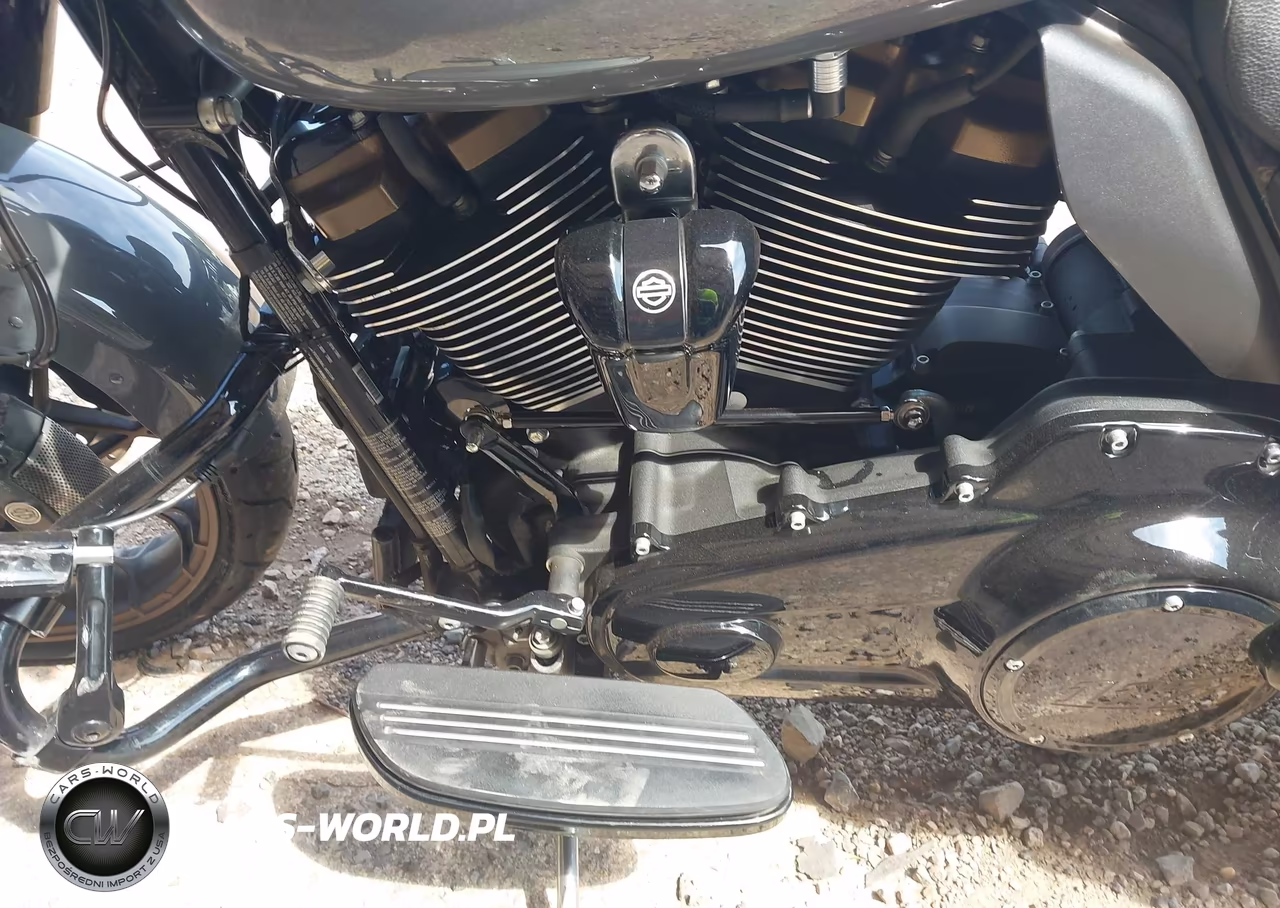 2022 Harley-Davidson Flhxst VIN:1HD1ABL13NB643101 - 9