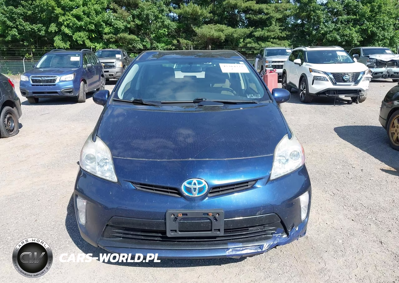2015 Toyota Prius Two VIN:JTDKN3DU3F0442305 - 12