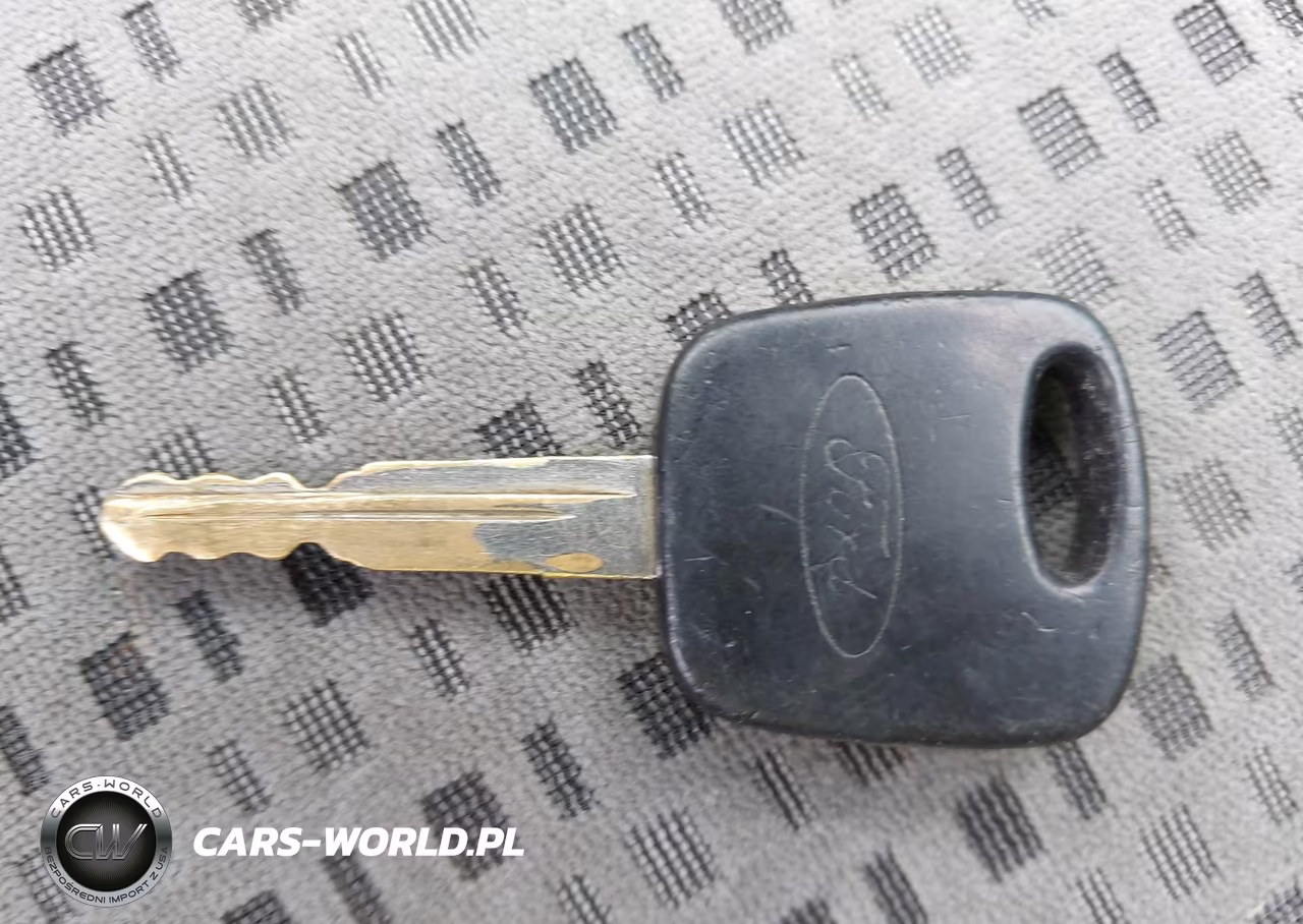 2005 Ford Focus Zx4 VIN:1FAFP34N15W265307 - 11