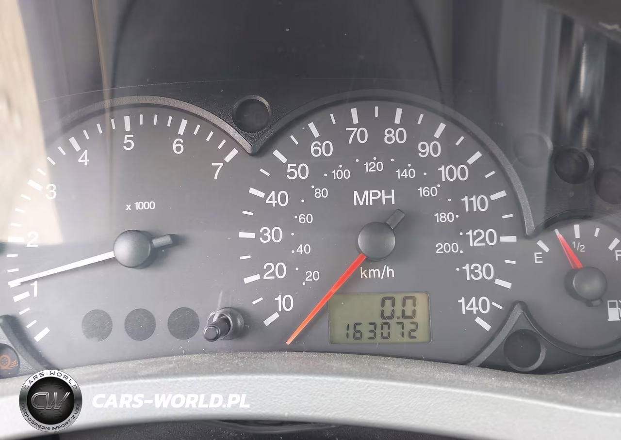 2005 Ford Focus Zx4 VIN:1FAFP34N15W265307 - 7