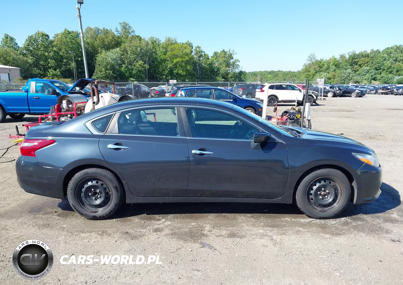 2018 Nissan Altima 2.5 S VIN:1N4AL3AP6JC121355 - 14