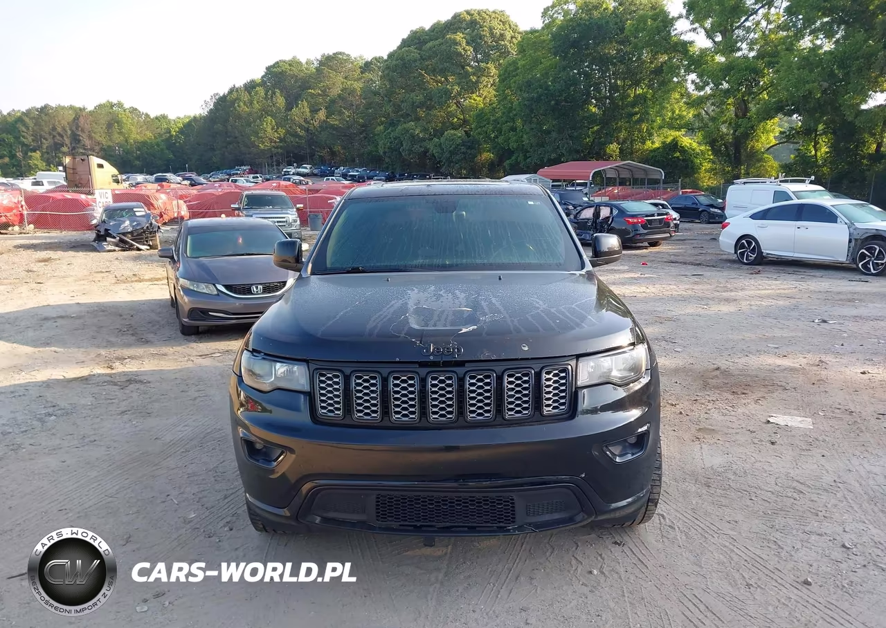 2017 Jeep Grand Cherokee Altitude 4X4 VIN:1C4RJFAG6HC815302 - 12