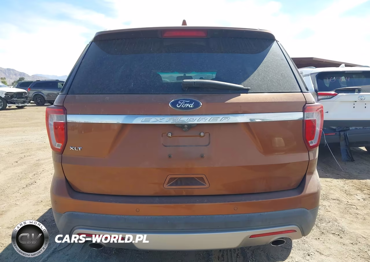 2017 Ford Explorer Xlt VIN:1FM5K7D83HGA69949 - 16
