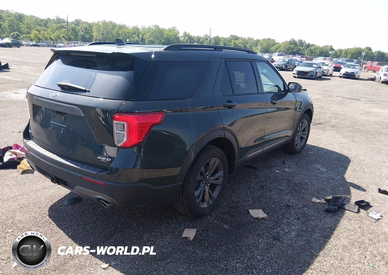 2021 Ford Explorer Xlt VIN:1FMSK8DH0MGB93499 - 4