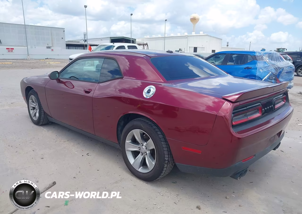 2018 Dodge Challenger Sxt VIN:2C3CDZAG8JH325188 - 3