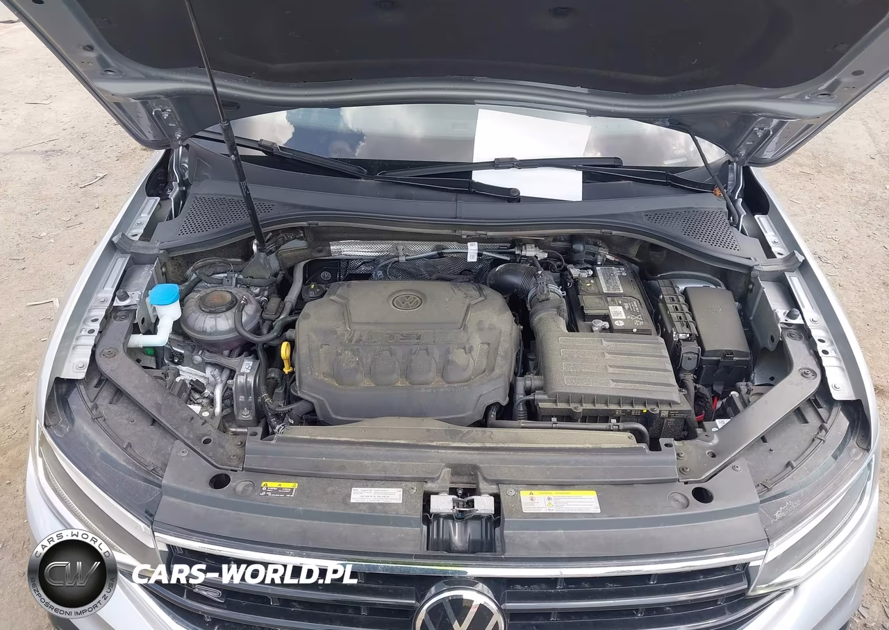 2023 Volkswagen Tiguan 2.0T Se R-Line Black VIN:3VVCB7AX1PM078128 - 10