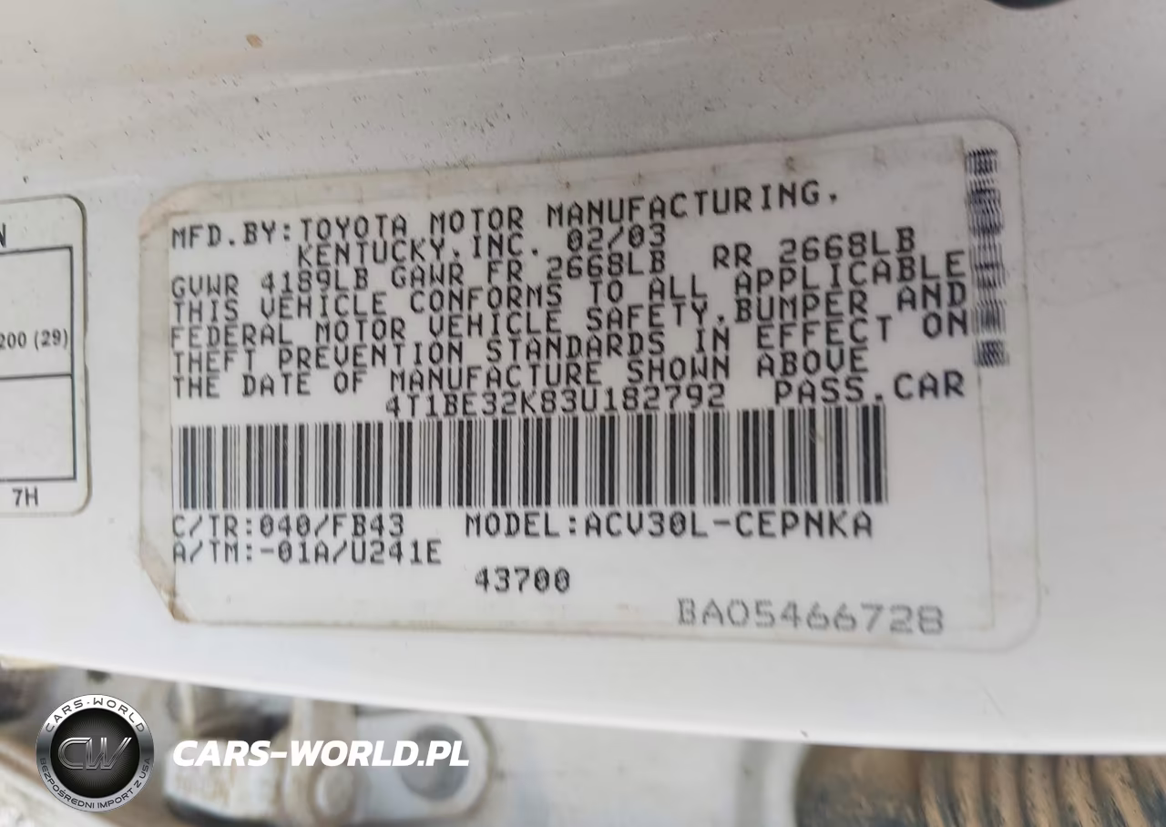 2003 Toyota Camry Le VIN:4T1BE32K83U182792 - 9
