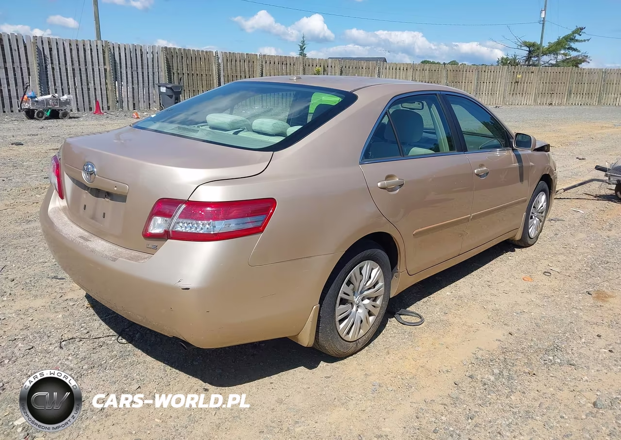2010 Toyota Camry Le VIN:4T1BF3EK3AU091077 - 4