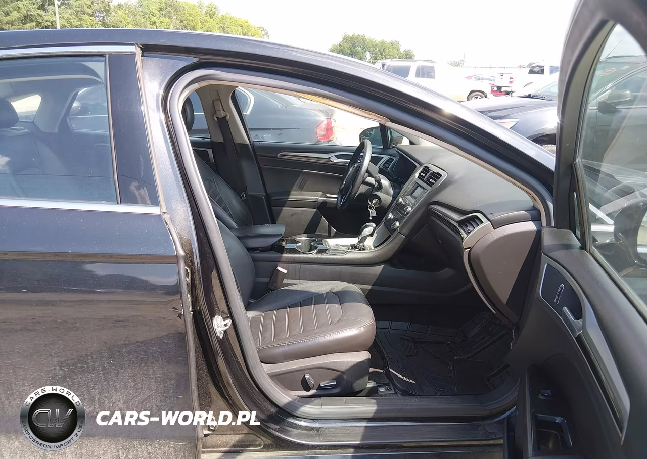 2015 Ford Fusion Se VIN:1FA6P0HD8F5131403 - 5