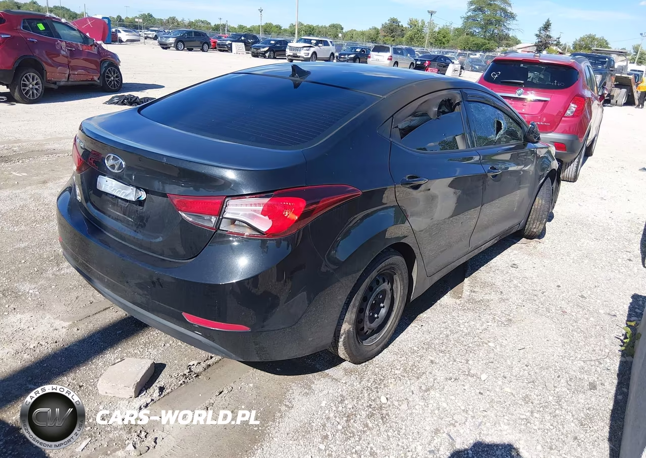 2015 Hyundai Elantra Se VIN:5NPDH4AE5FH571426 - 4